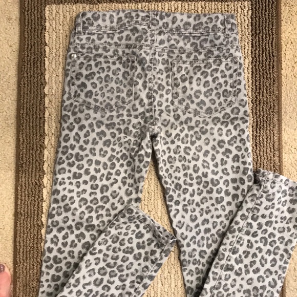Girls Cherokee Leopard Pants - Picture 3 of 6